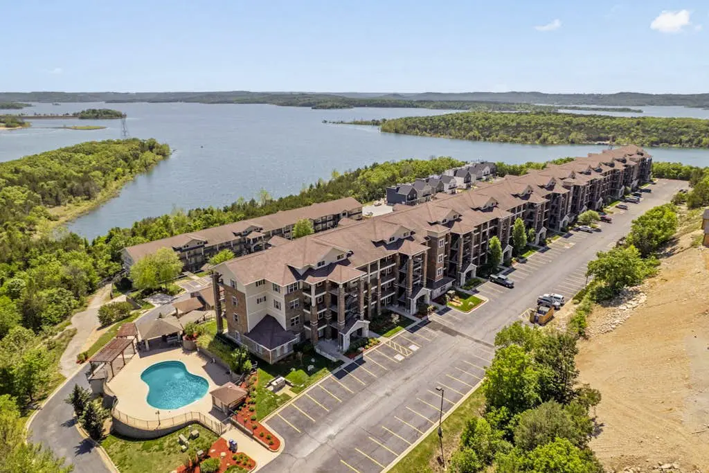 Majestic Shores at Table Rock Lake