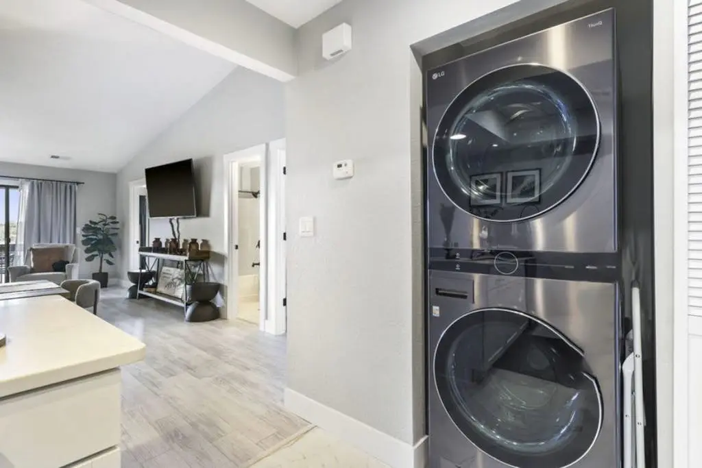 The Lookout at Kimberling Crossing