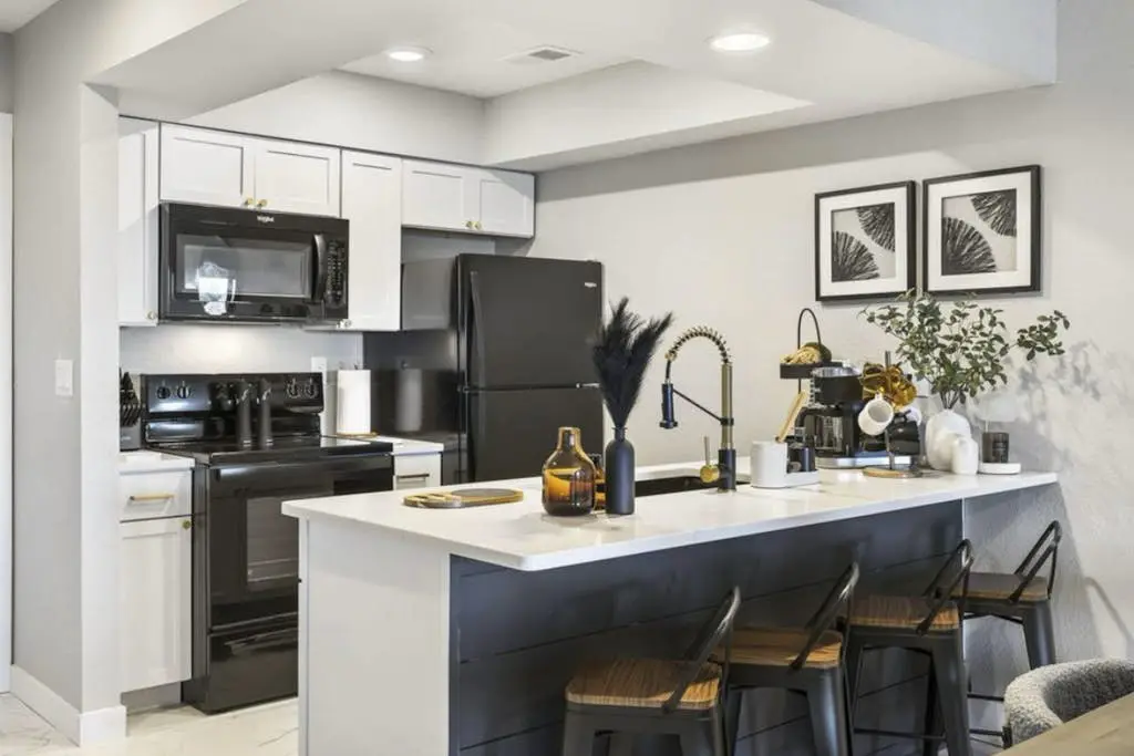 The Lookout at Kimberling Crossing