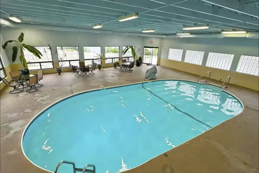 The Lookout at Kimberling Crossing