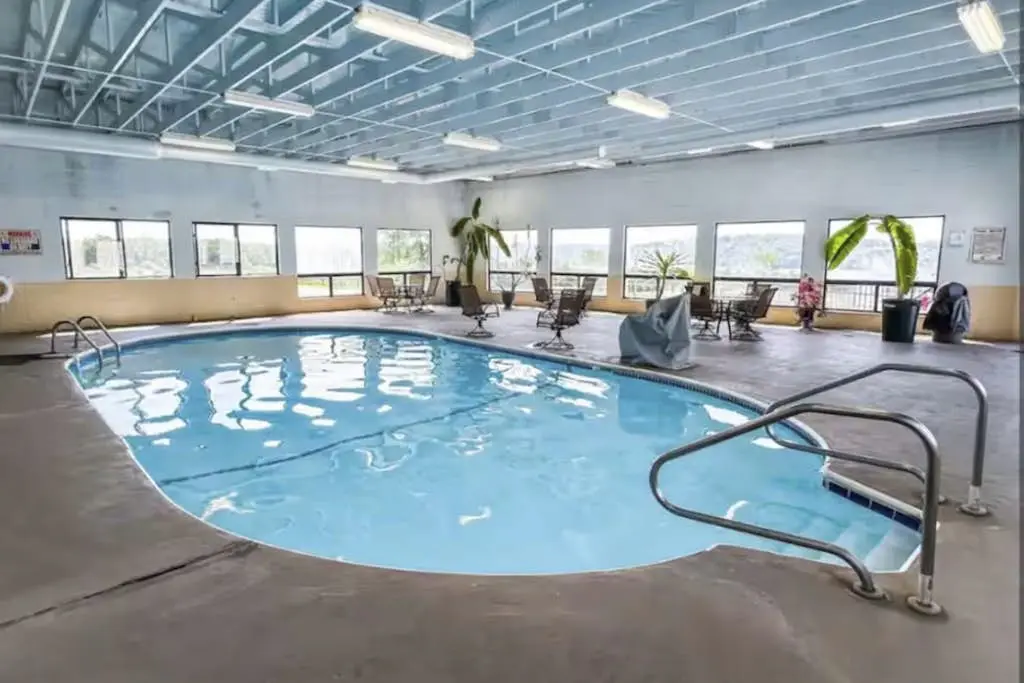 The Lookout at Kimberling Crossing