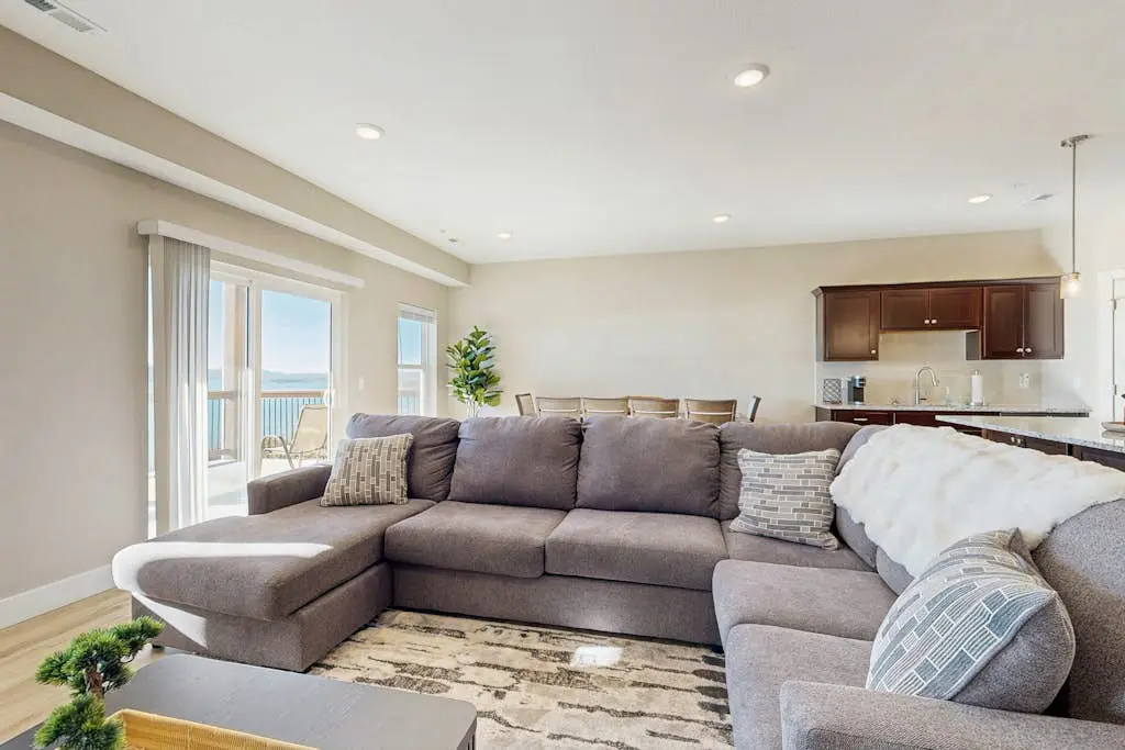 Lakeside Serenity at Kimberling Crossing