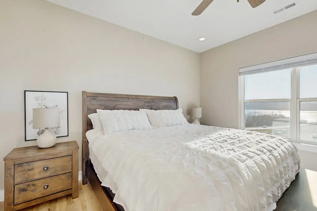 Lakeside Serenity at Kimberling Crossing