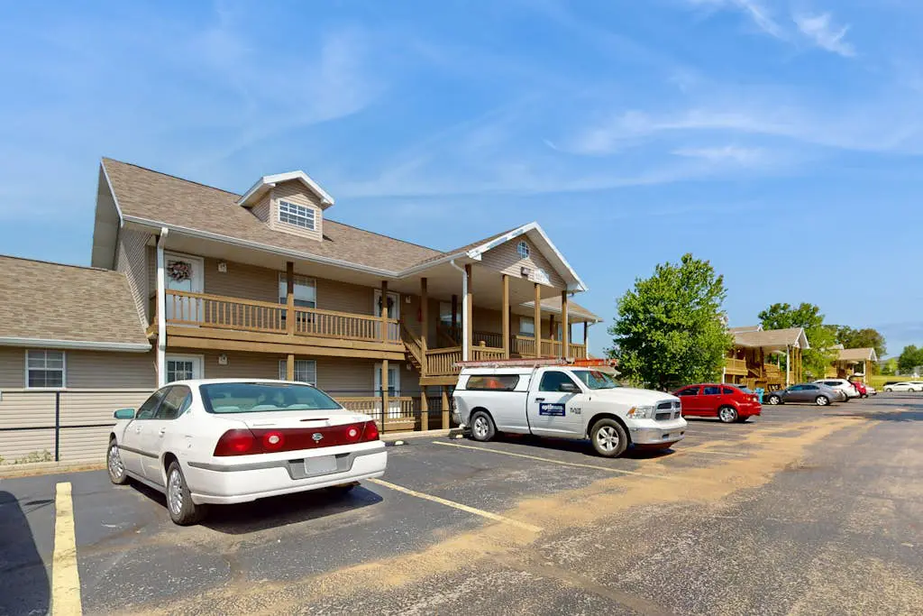 Fall Creek Resort Pond View Escape