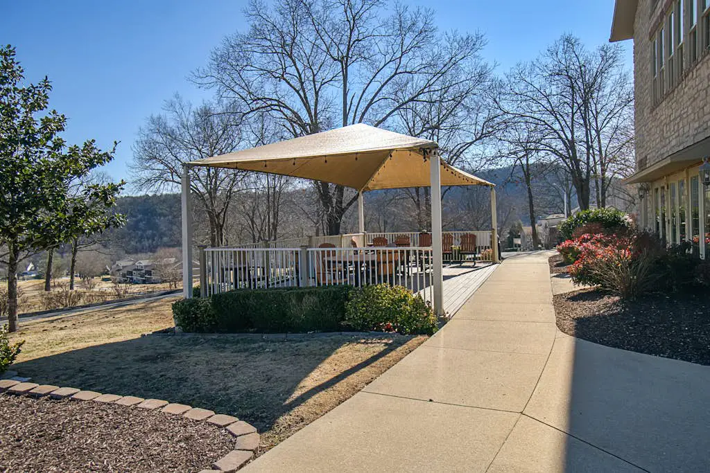 Paradise Pointe Royale