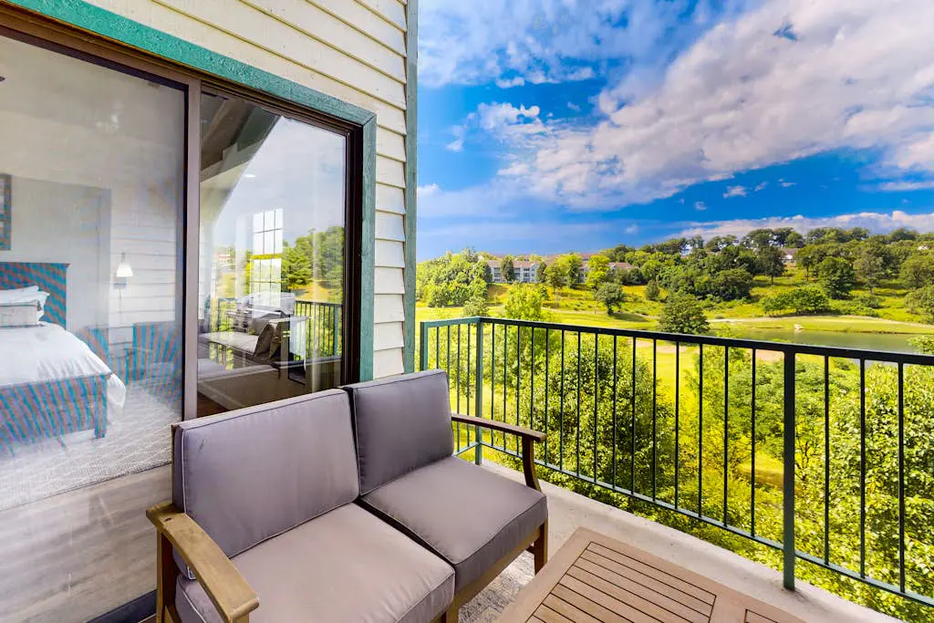 The Greens at Thousand Hills - Waterview Oasis
