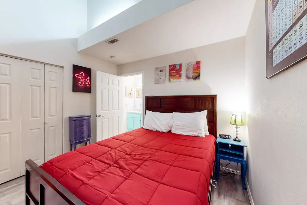Retro Color Retreat