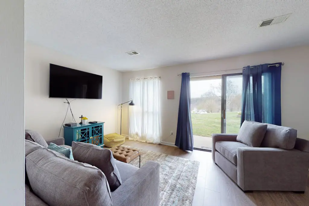 Pointe Royale - Couples Paradise