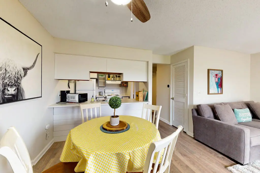 Pointe Royale - Couples Paradise