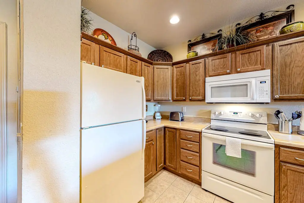 Thousand Hills Condo
