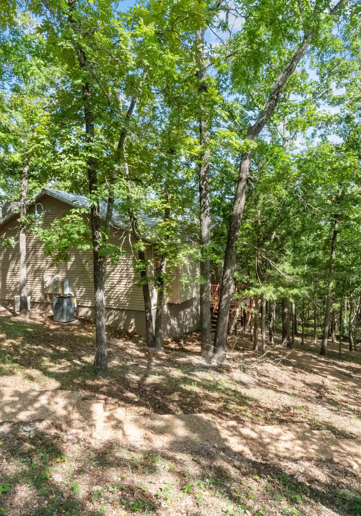 Rustic 2BR Cabin *POOL* Wooded