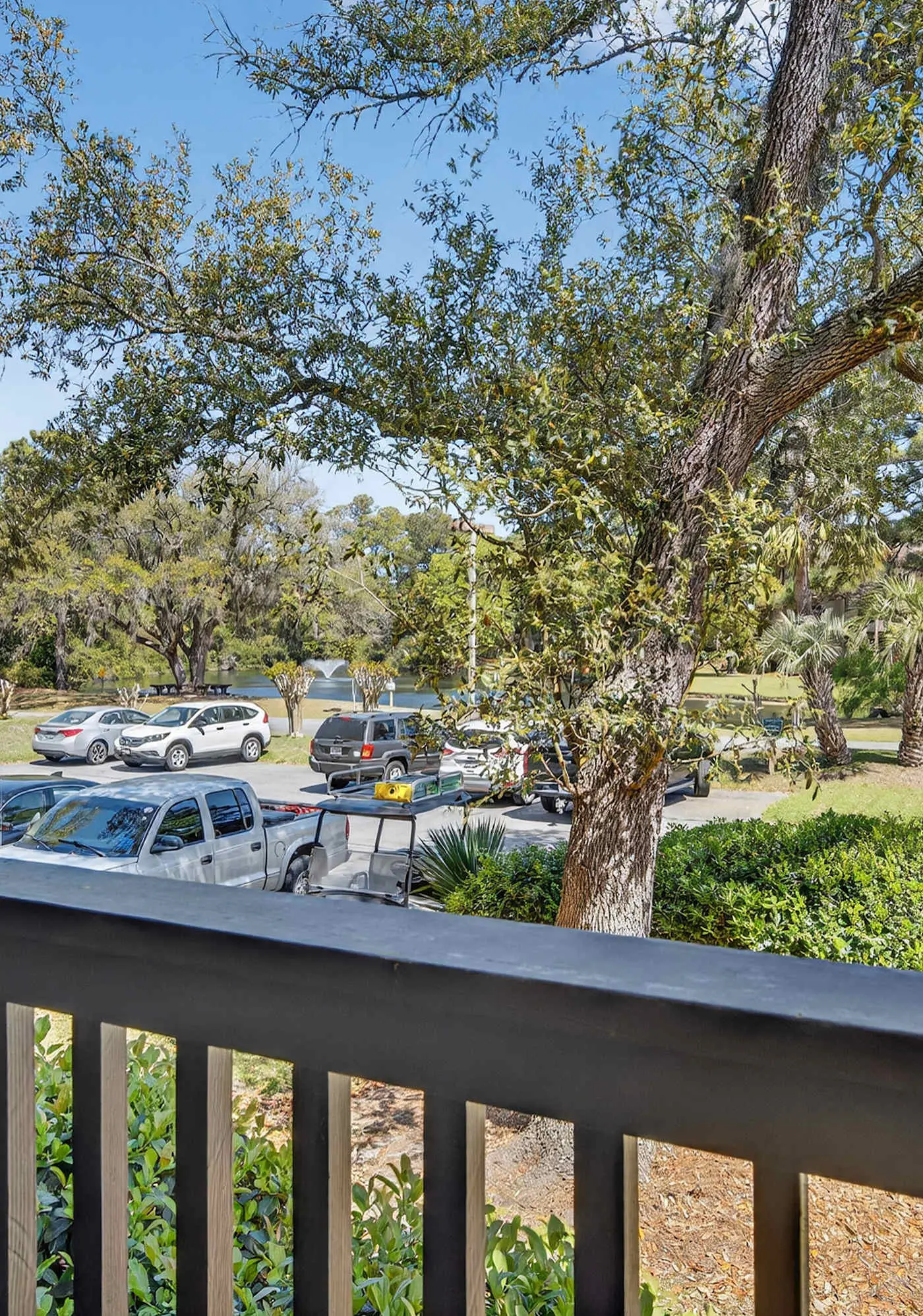 Tennis Villa G6 - 2BR Beach Retreat Walk to Beach