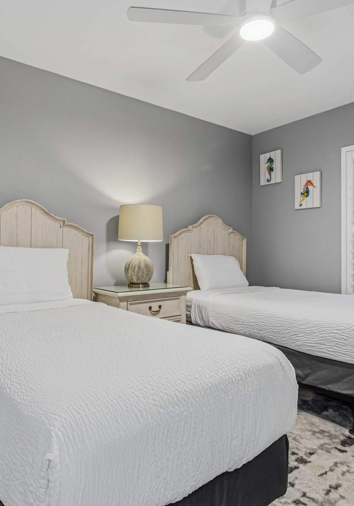 Vibrant 3BR gulf front condo with beach access