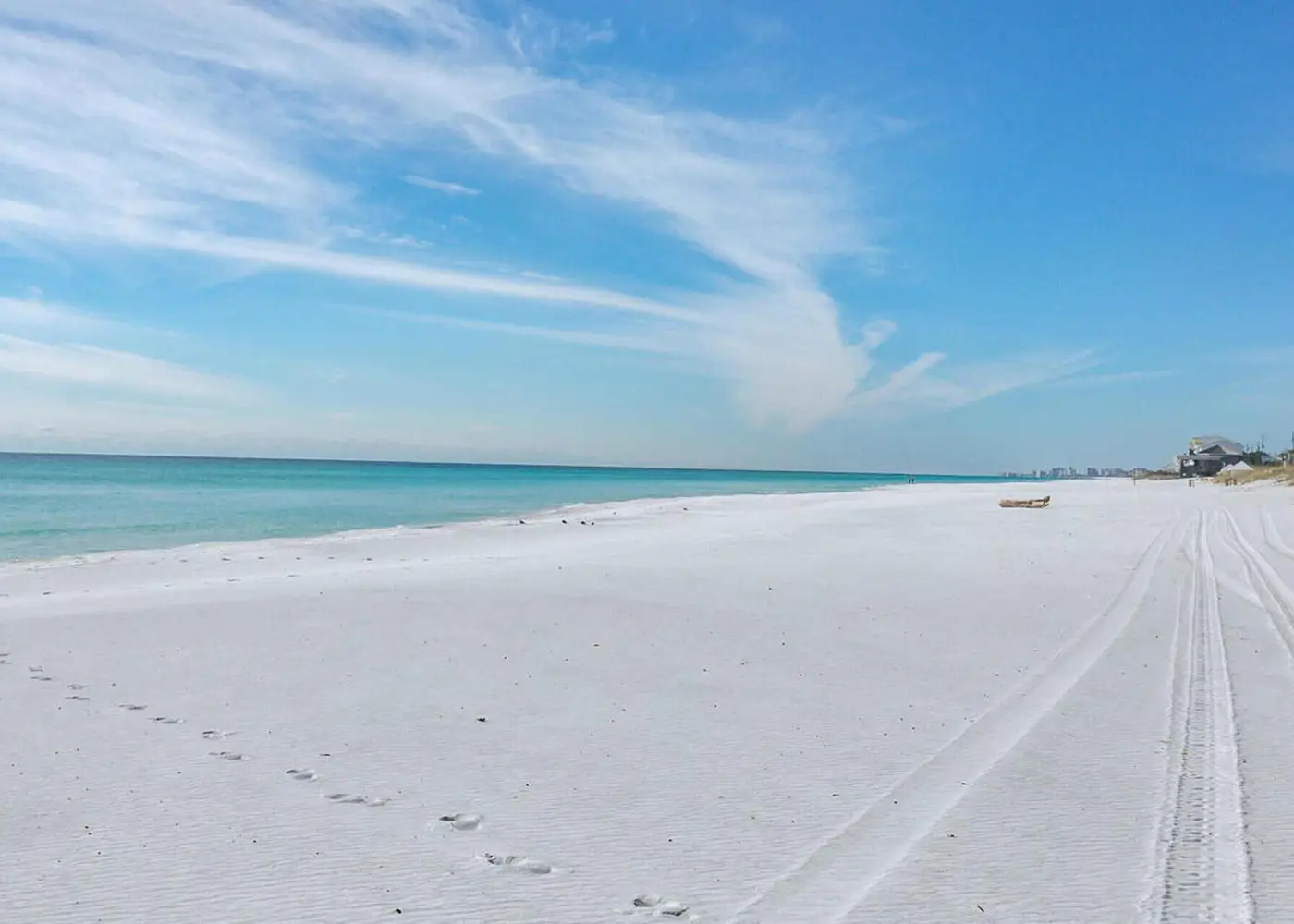 Spacious condo with gulf views, Gym, Shopping