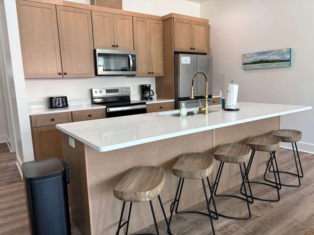 Coastal home near beaches and shopping!