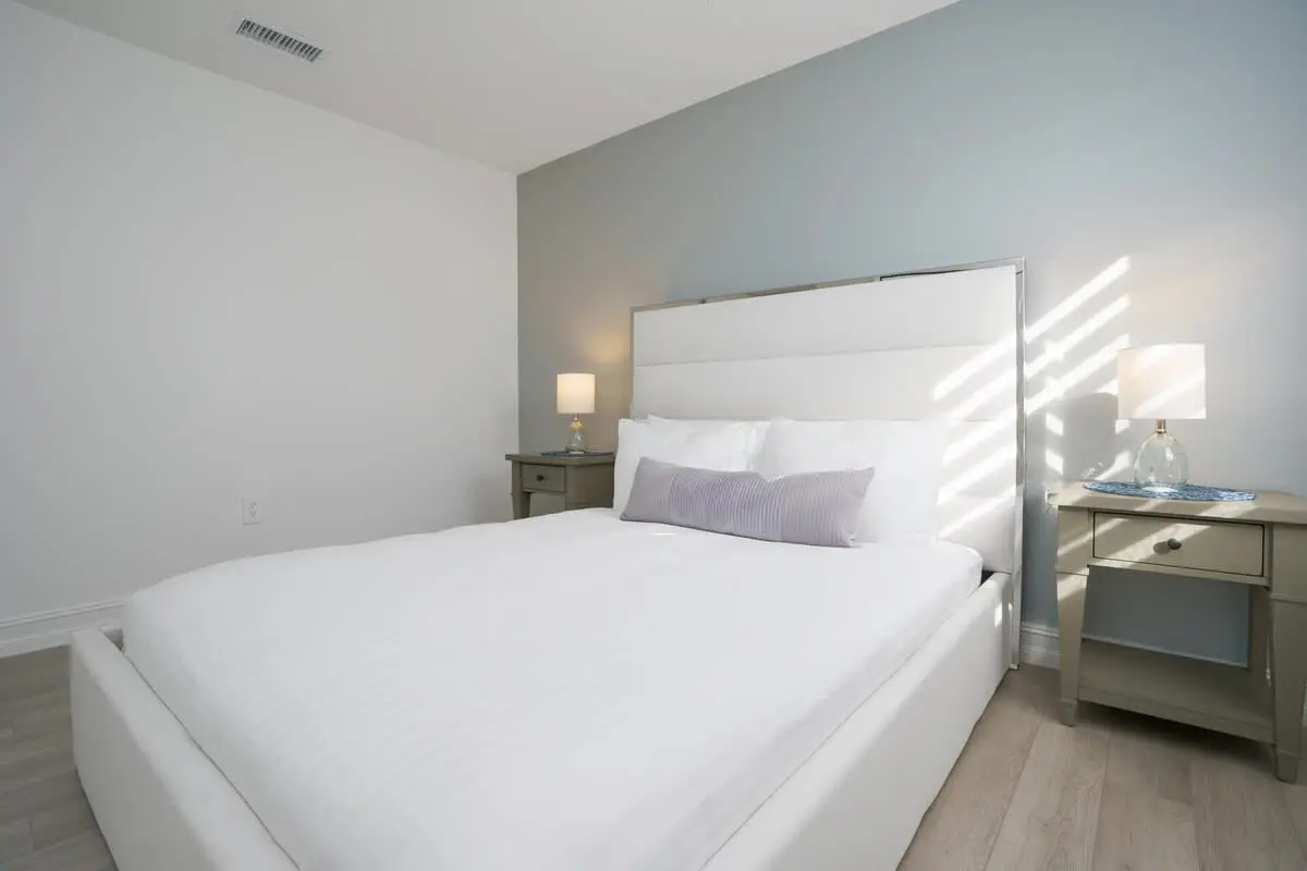 Cozy Blue Door Duplex, Central in Cutler Bay