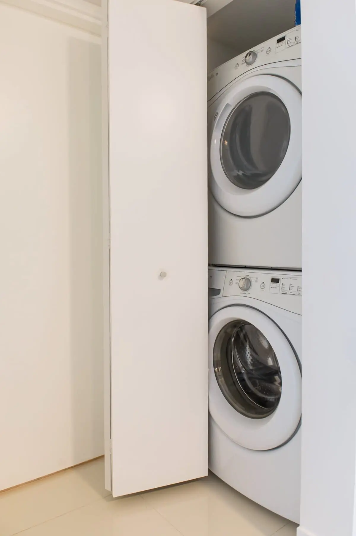 Brickell House, Sophisticated, Heart of Brickell