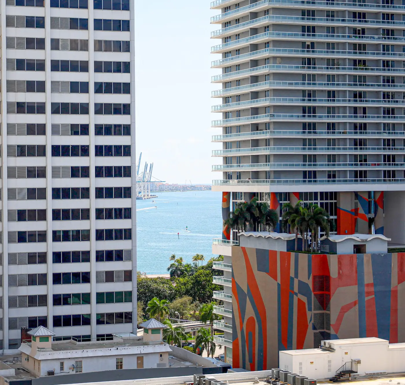 Center Stage, Chic, Downtown Miami 1 Block to Bay