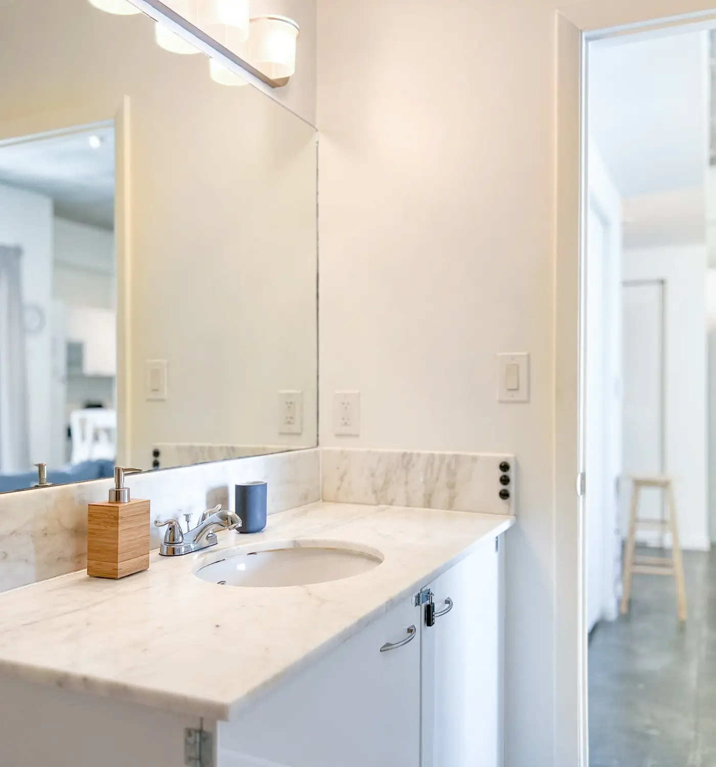 Center Stage, Chic, Downtown Miami 1 Block to Bay