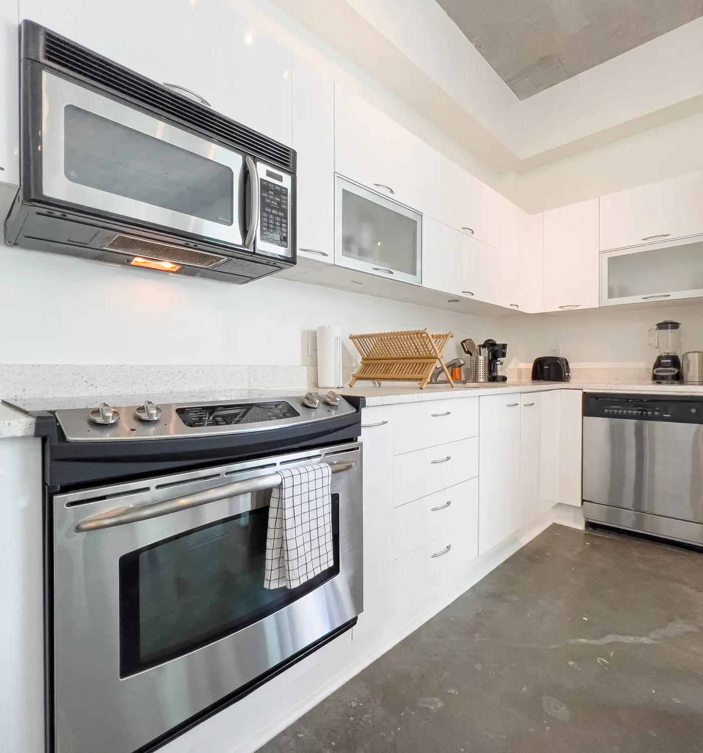 Center Stage, Chic, Downtown Miami 1 Block to Bay