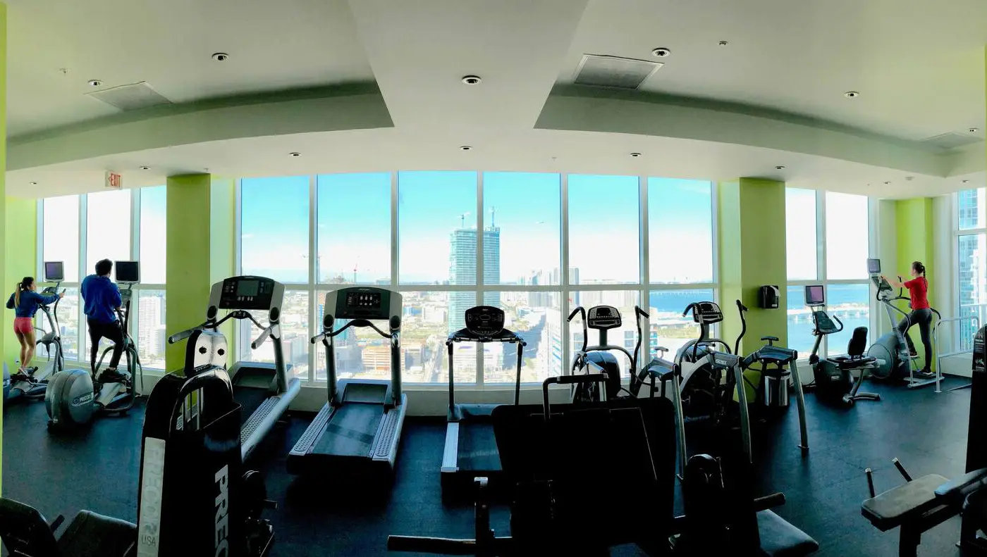 Center Stage, Chic, Downtown Miami 1 Block to Bay