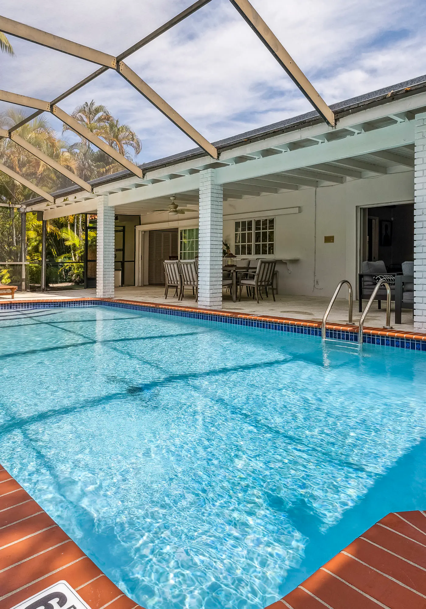 Tranquil Heirloom Hideaway, Pool in South Miami