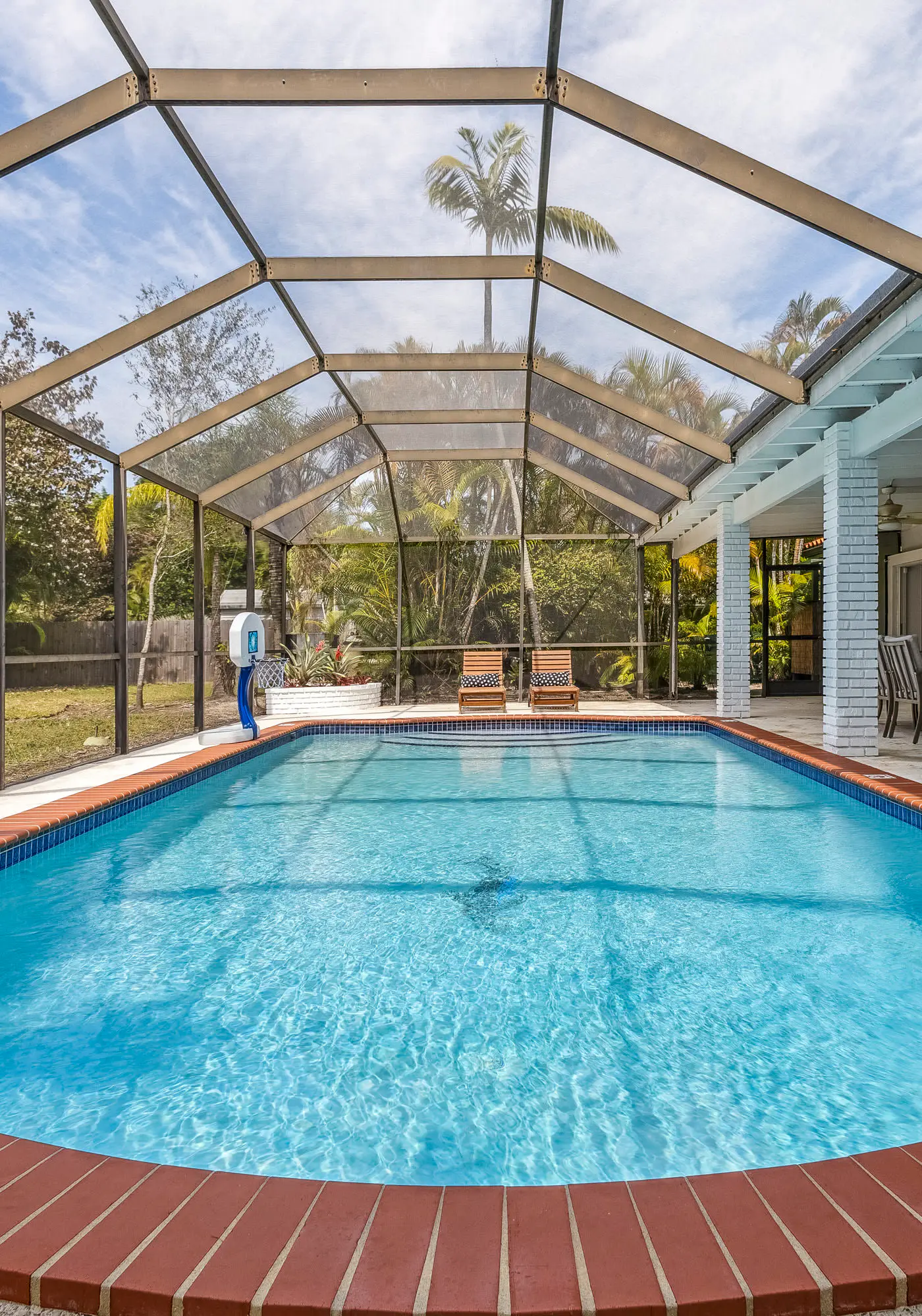 Tranquil Heirloom Hideaway, Pool in South Miami