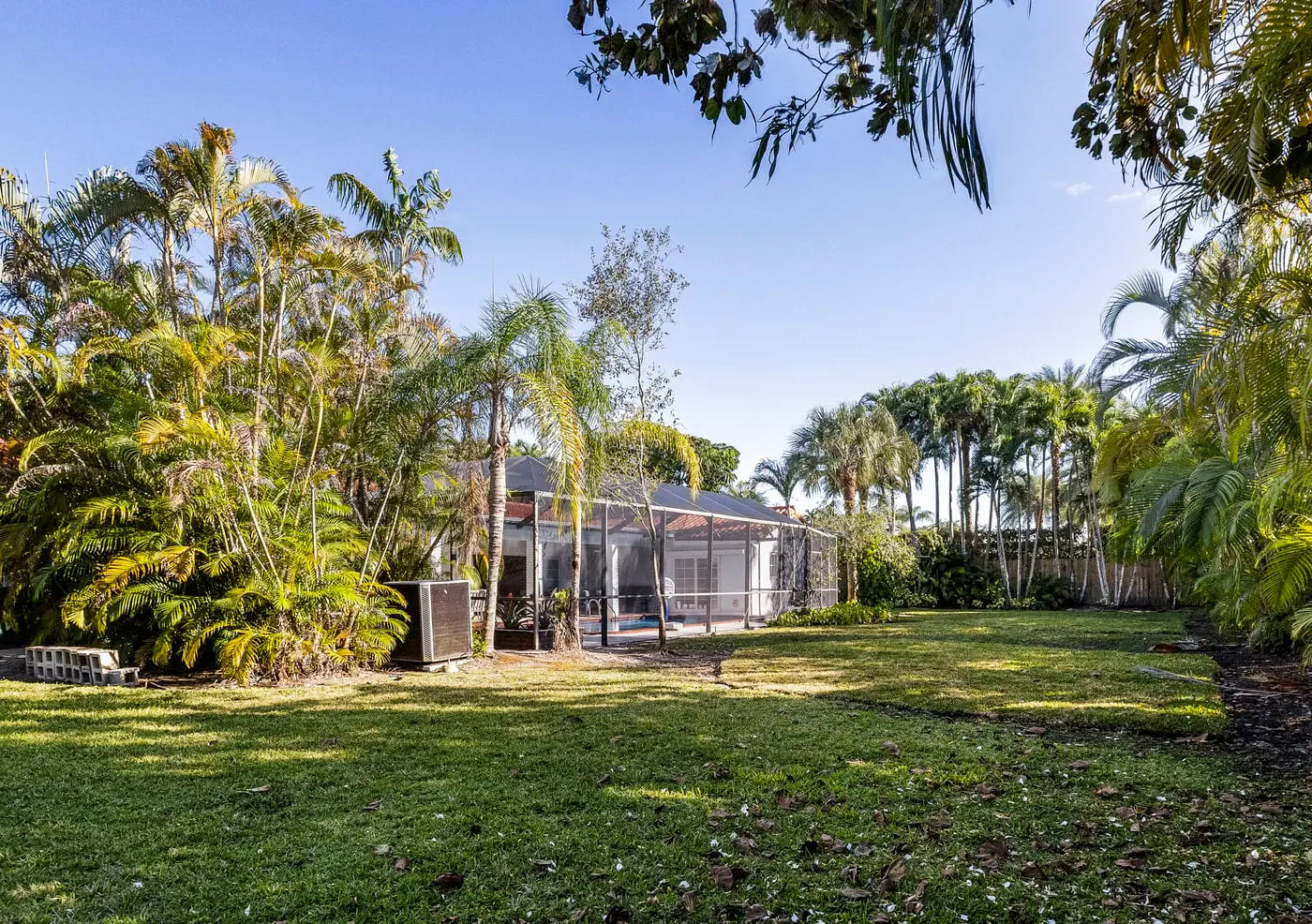 Tranquil Heirloom Hideaway, Pool in South Miami