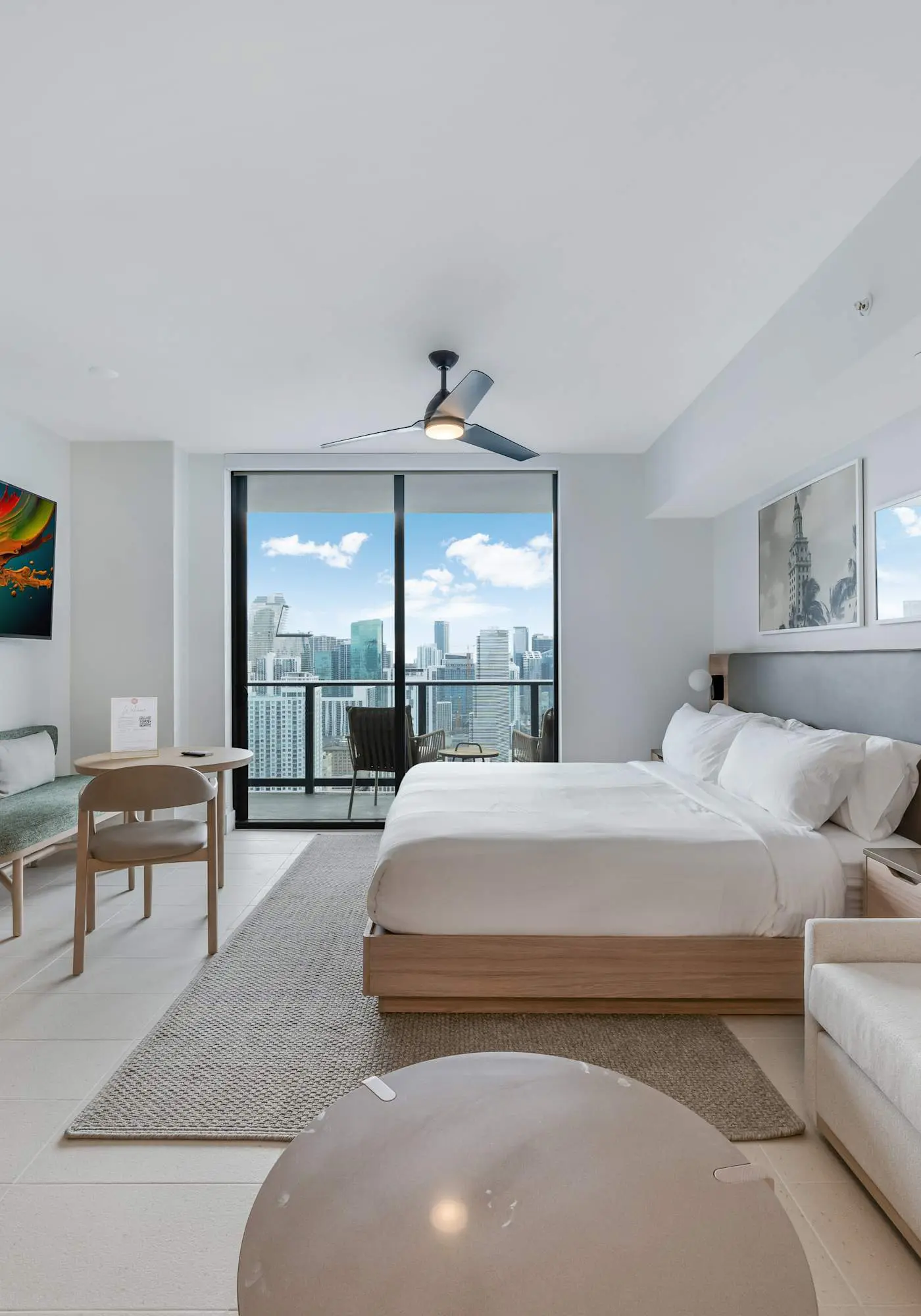 Lemon Drop, Cozy, Central Miami, Pool and Gym