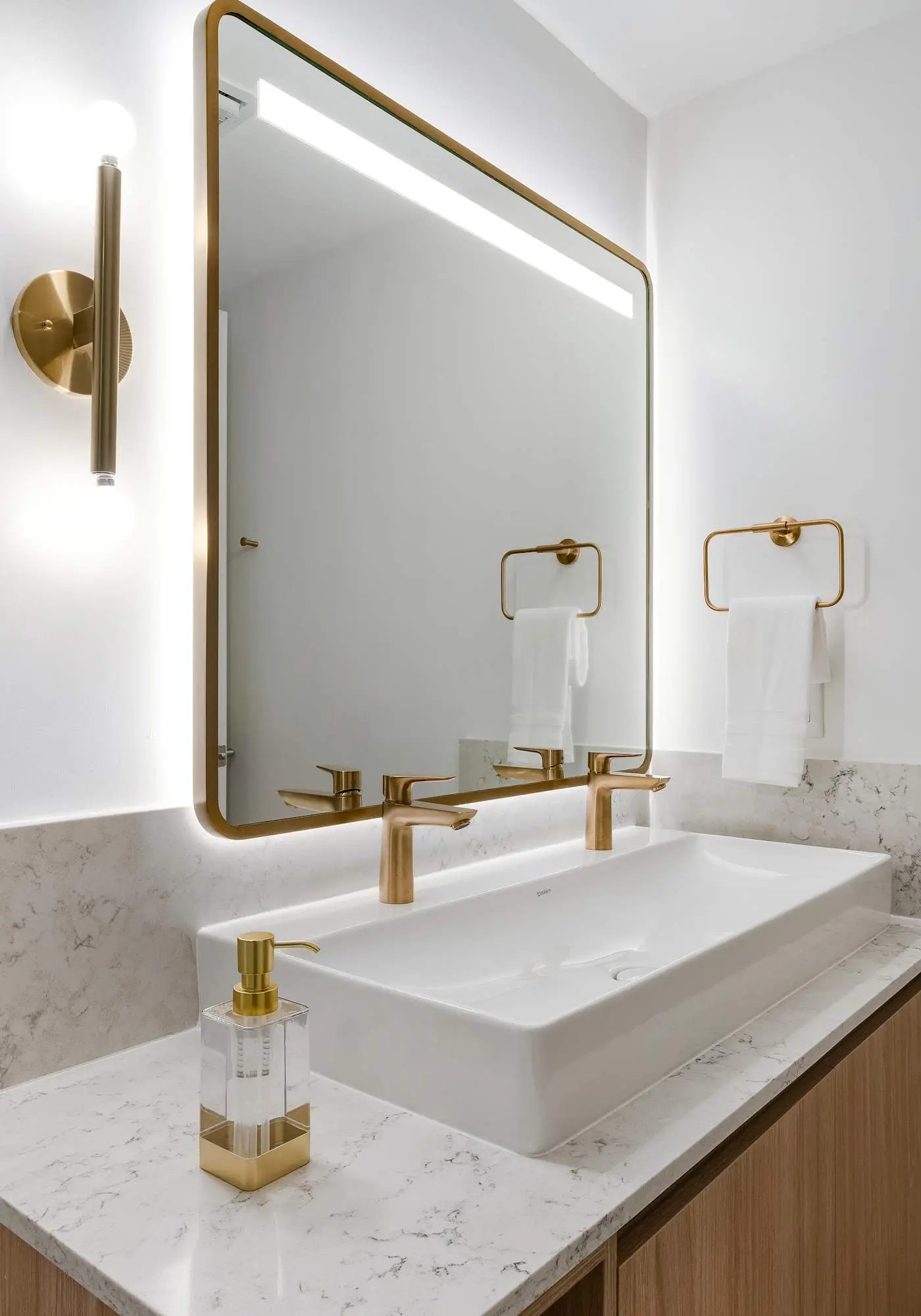 Bellini Breeze - Cozy, Central Miami, Pool and Gym