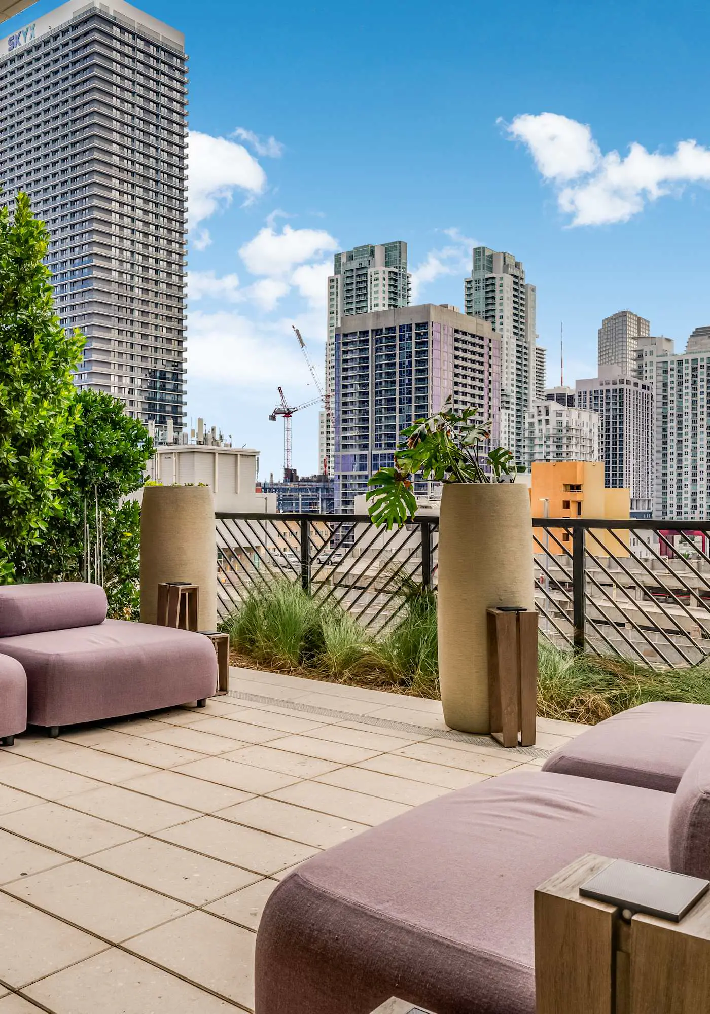 Bellini Breeze - Cozy, Central Miami, Pool and Gym