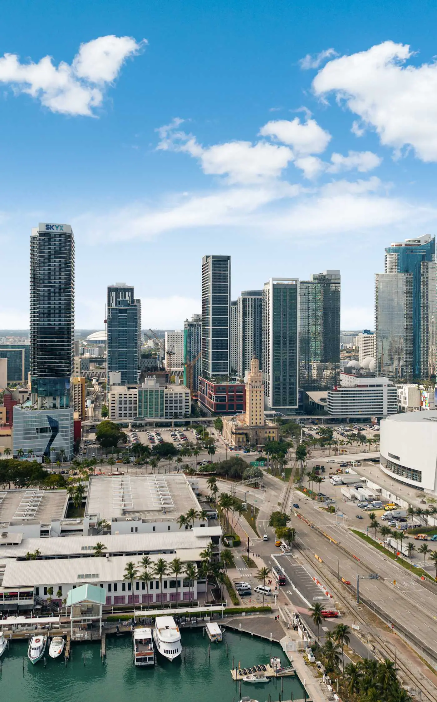 Bellini Breeze - Cozy, Central Miami, Pool and Gym