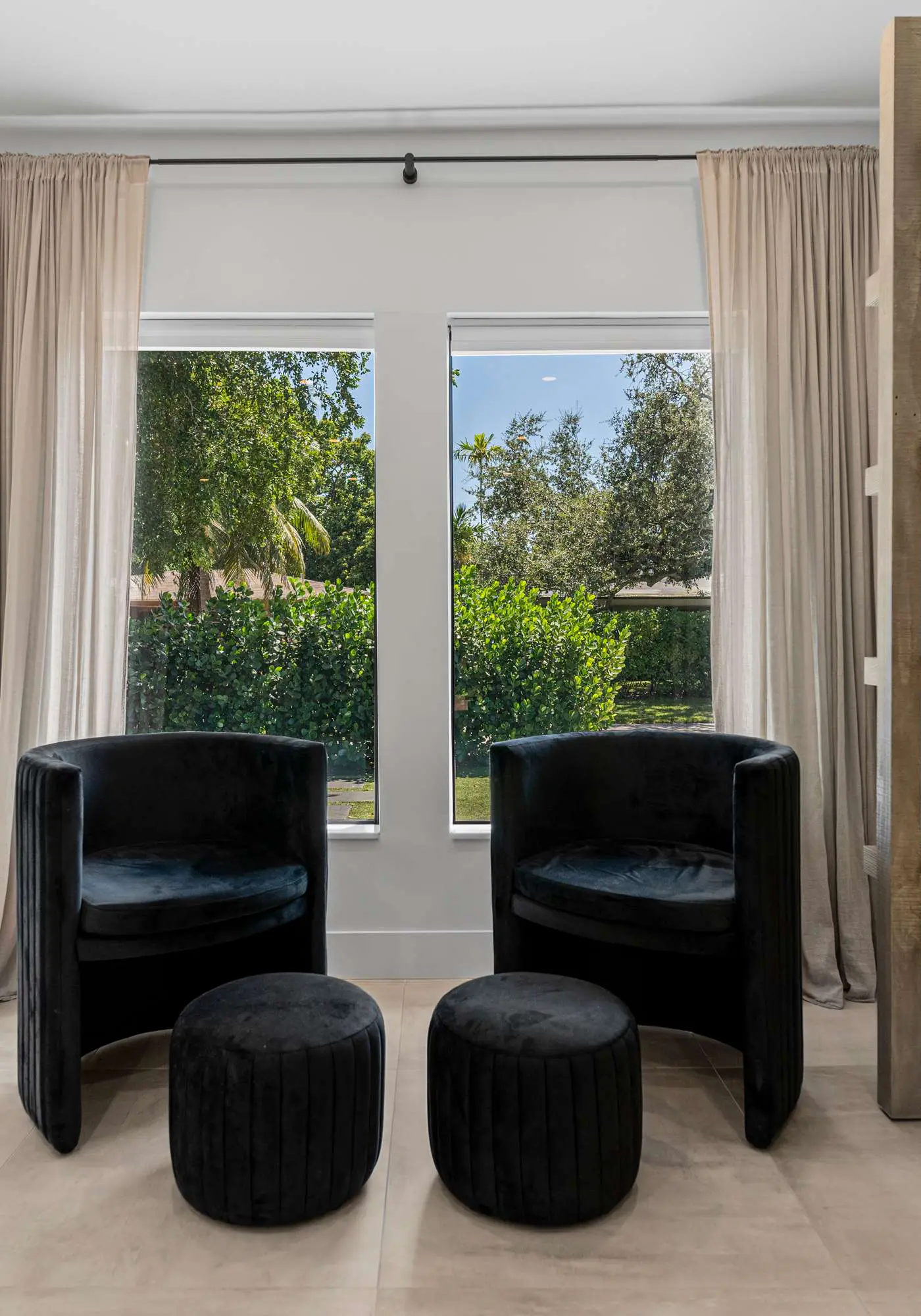 Casa Siesta, Modern, by Design District, Hot Tub