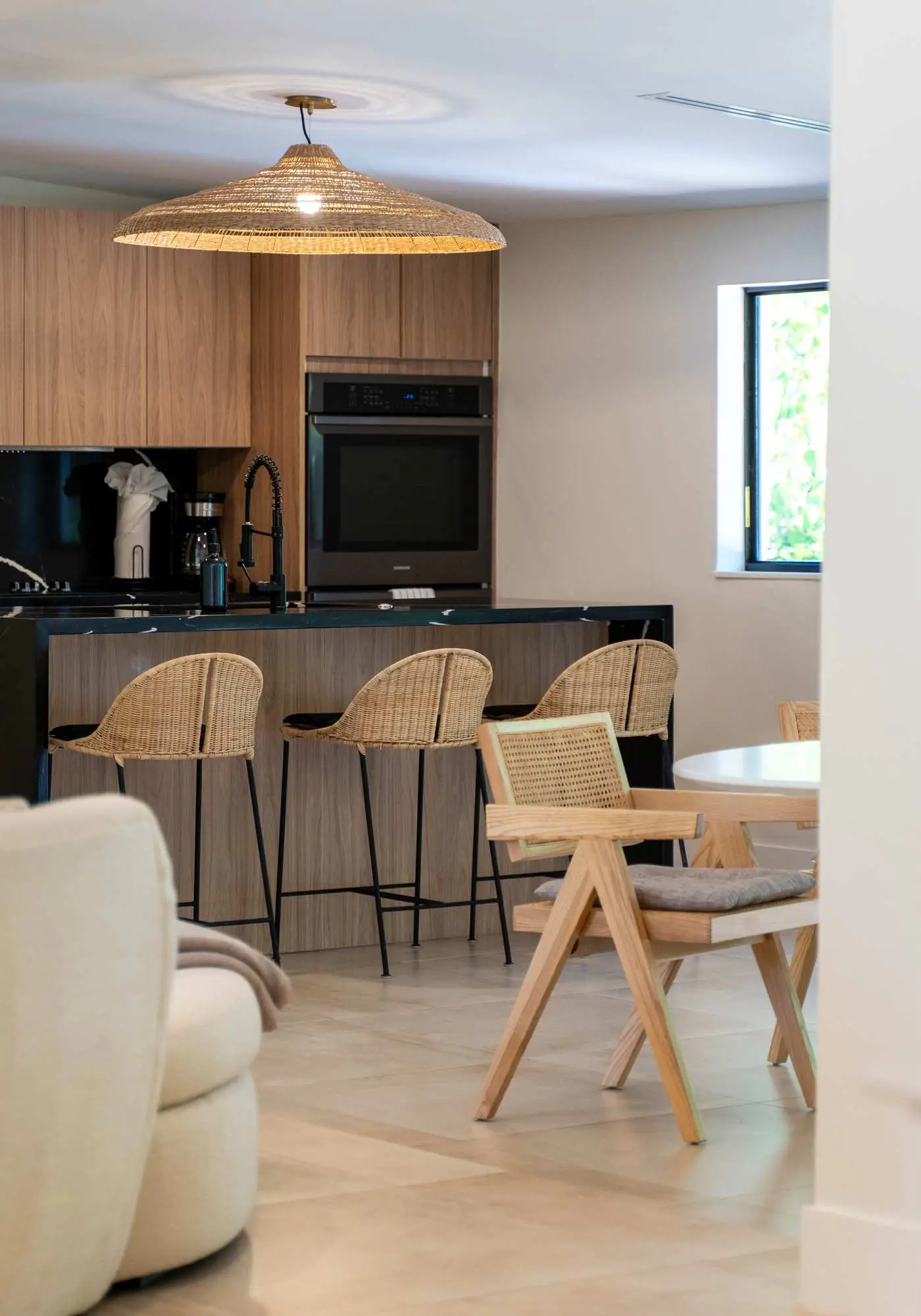 Casa Siesta, Modern, by Design District, Hot Tub