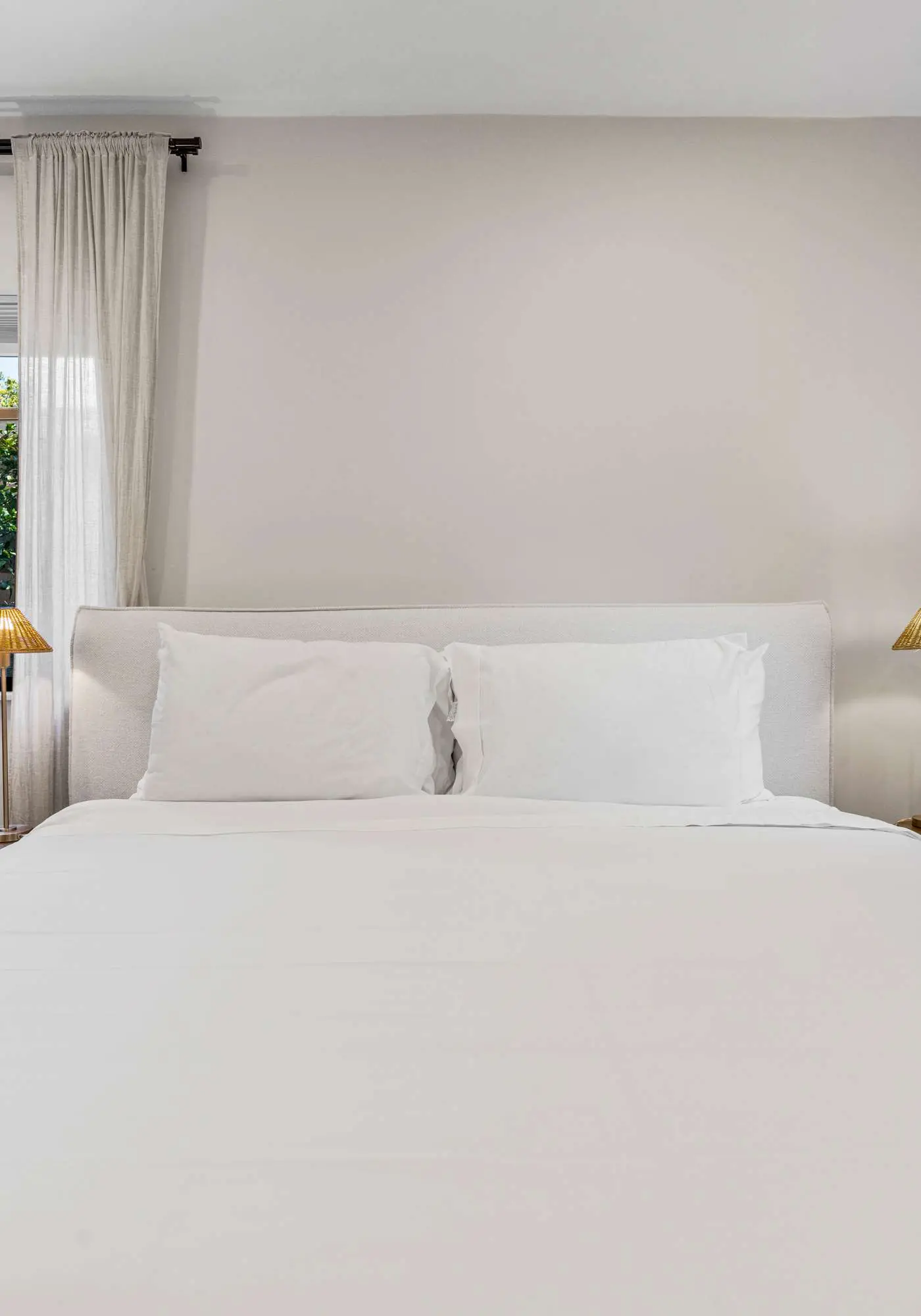 Casa Siesta, Modern, by Design District, Hot Tub