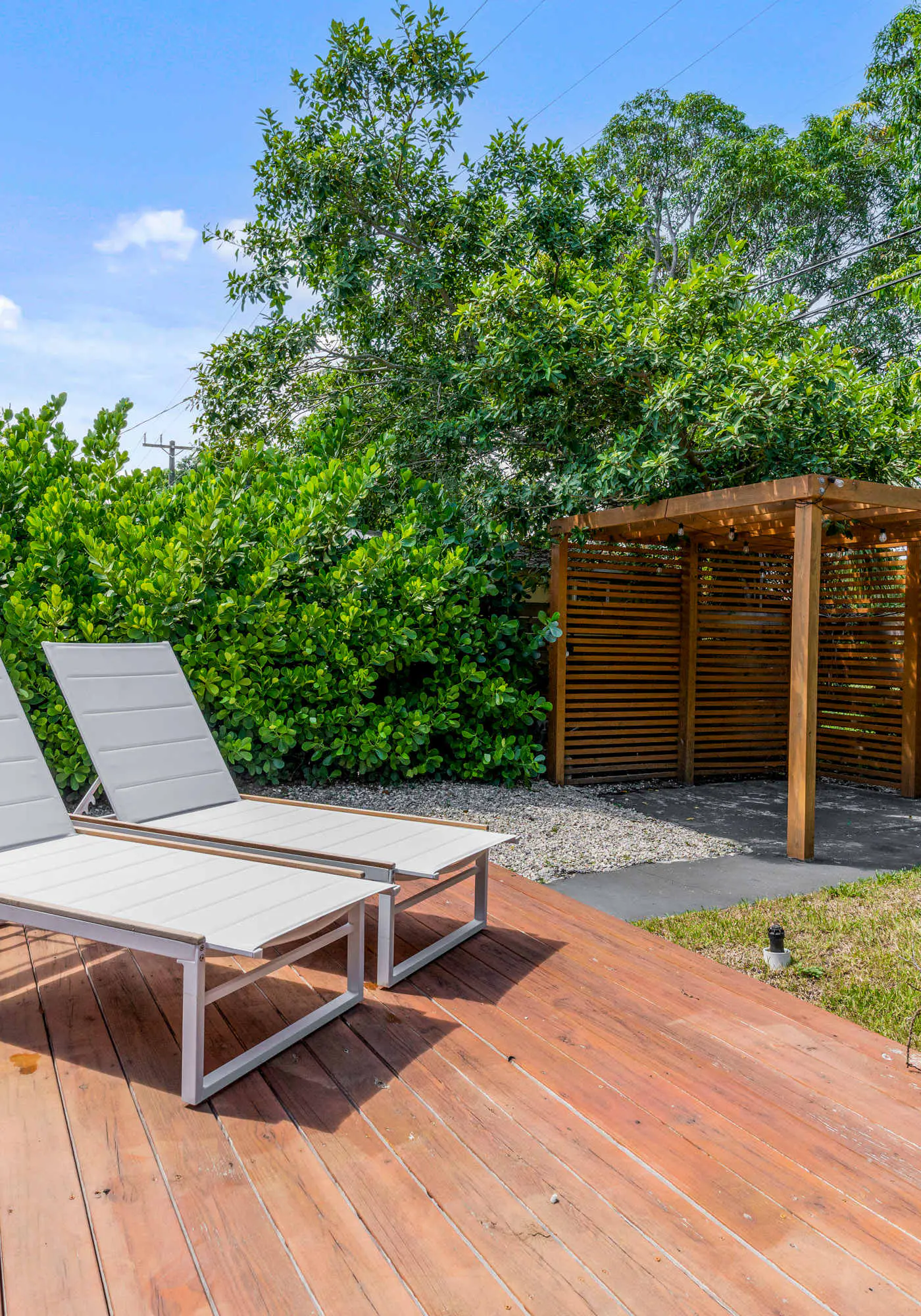 Casa Siesta, Modern, by Design District, Hot Tub