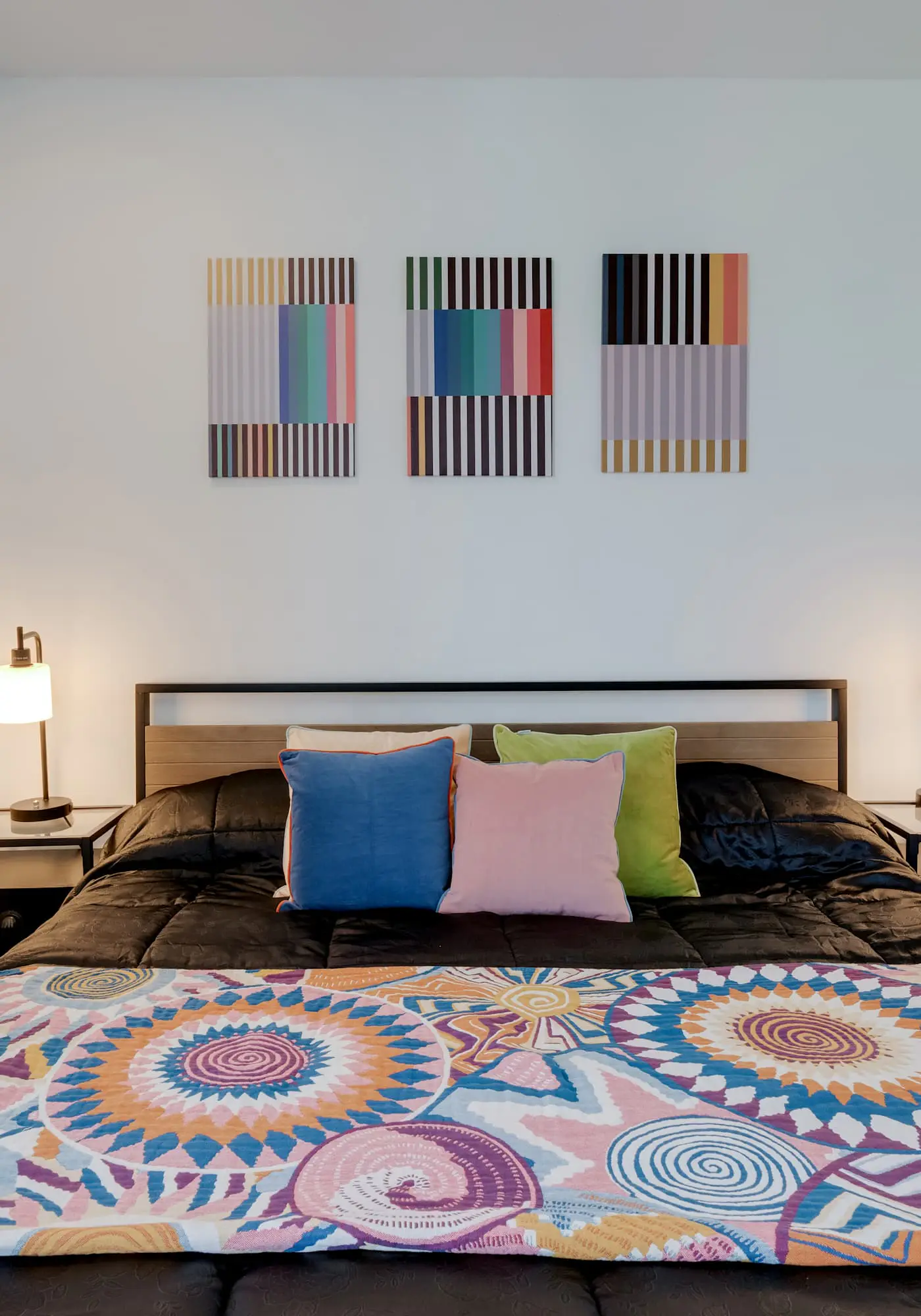 Skyline Studio with Rooftop Pool & Parking