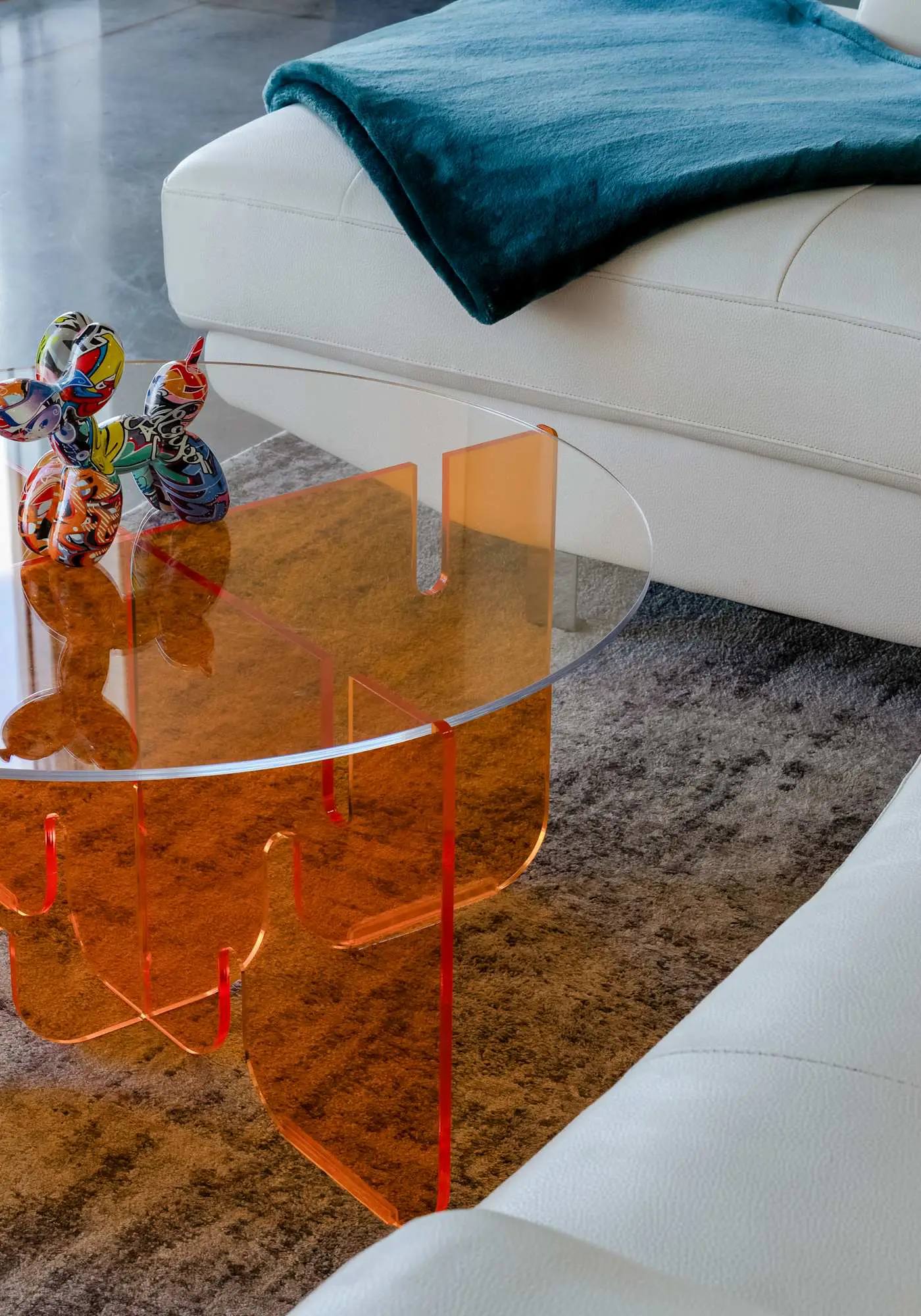 Skyline Studio with Rooftop Pool & Parking