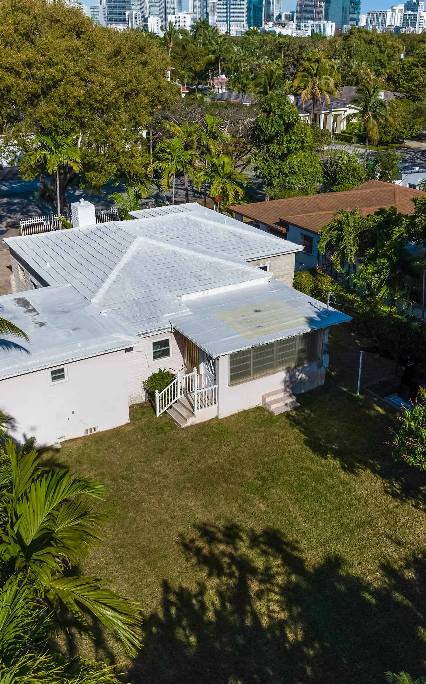Casa de Jai- your Green Space near Brickell