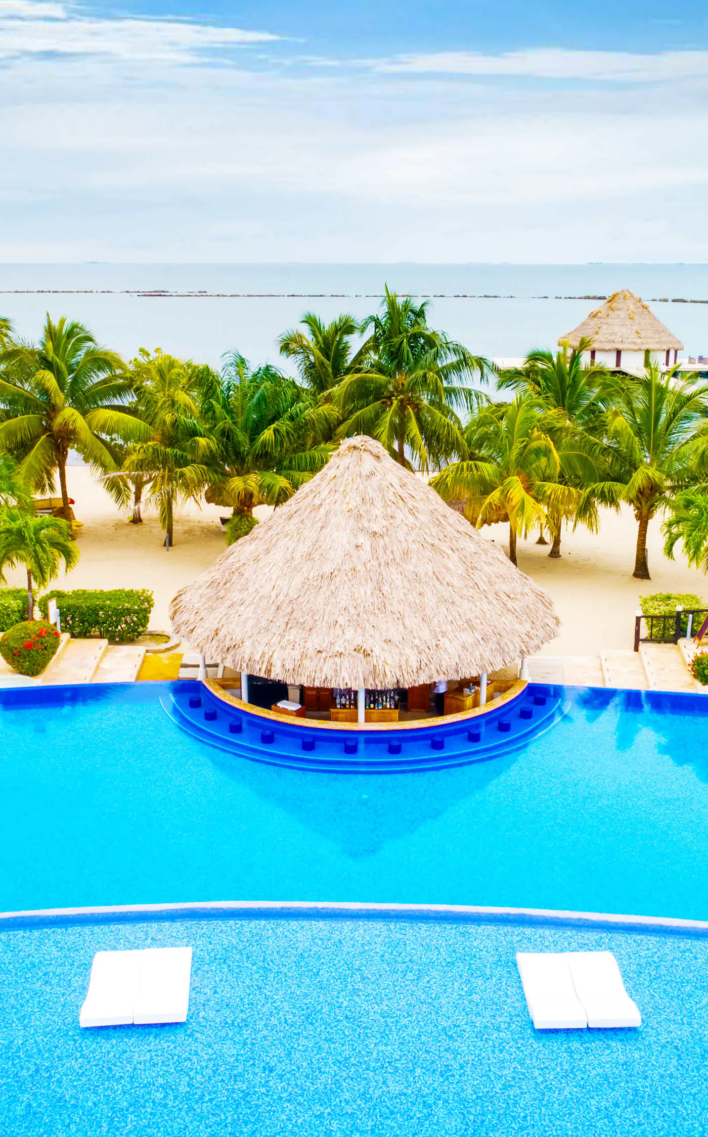 Ocean Bliss - Beach Level, Pool, Tiki Bar, Pier