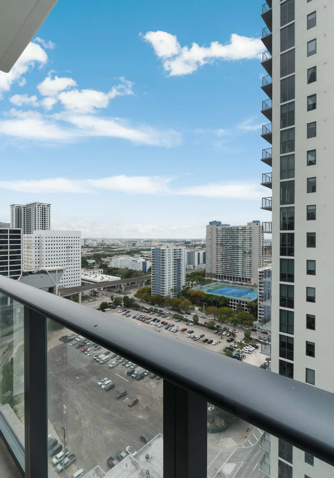 Sky Sanctuary with Rooftop Pool & Hot tub