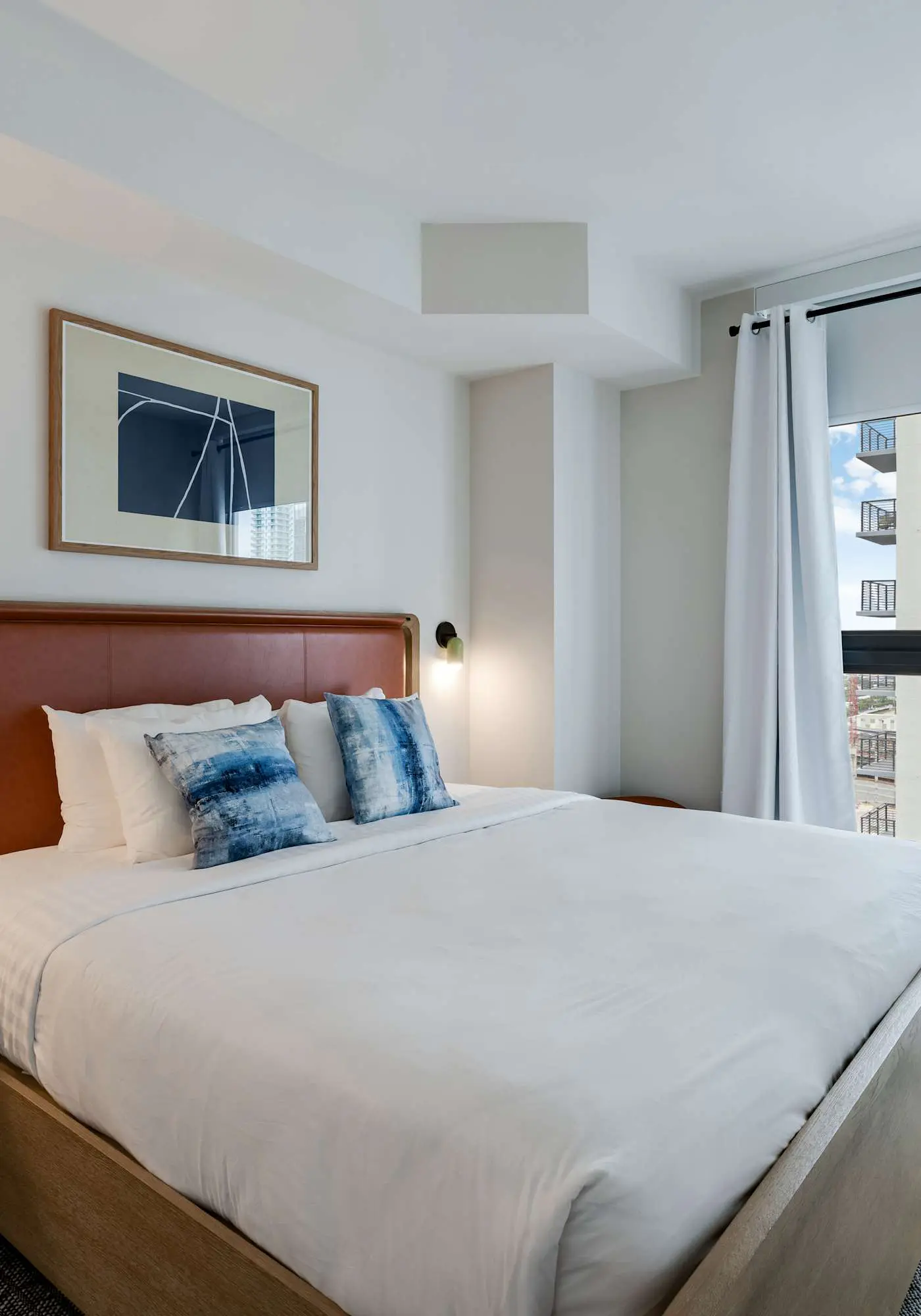Urban Oasis Luxury Suite- Sky High Amenities