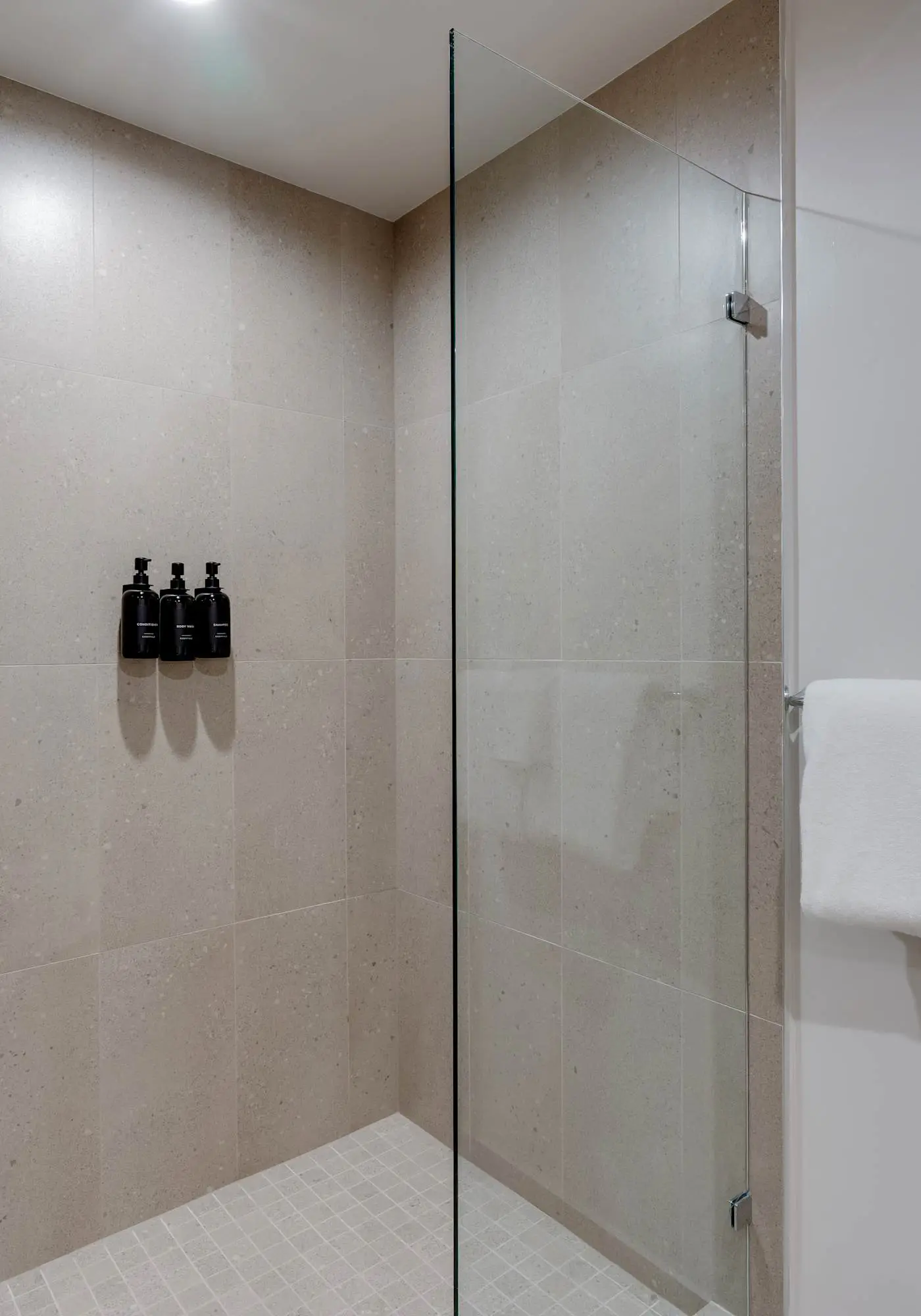 Urban Oasis Luxury Suite- Sky High Amenities