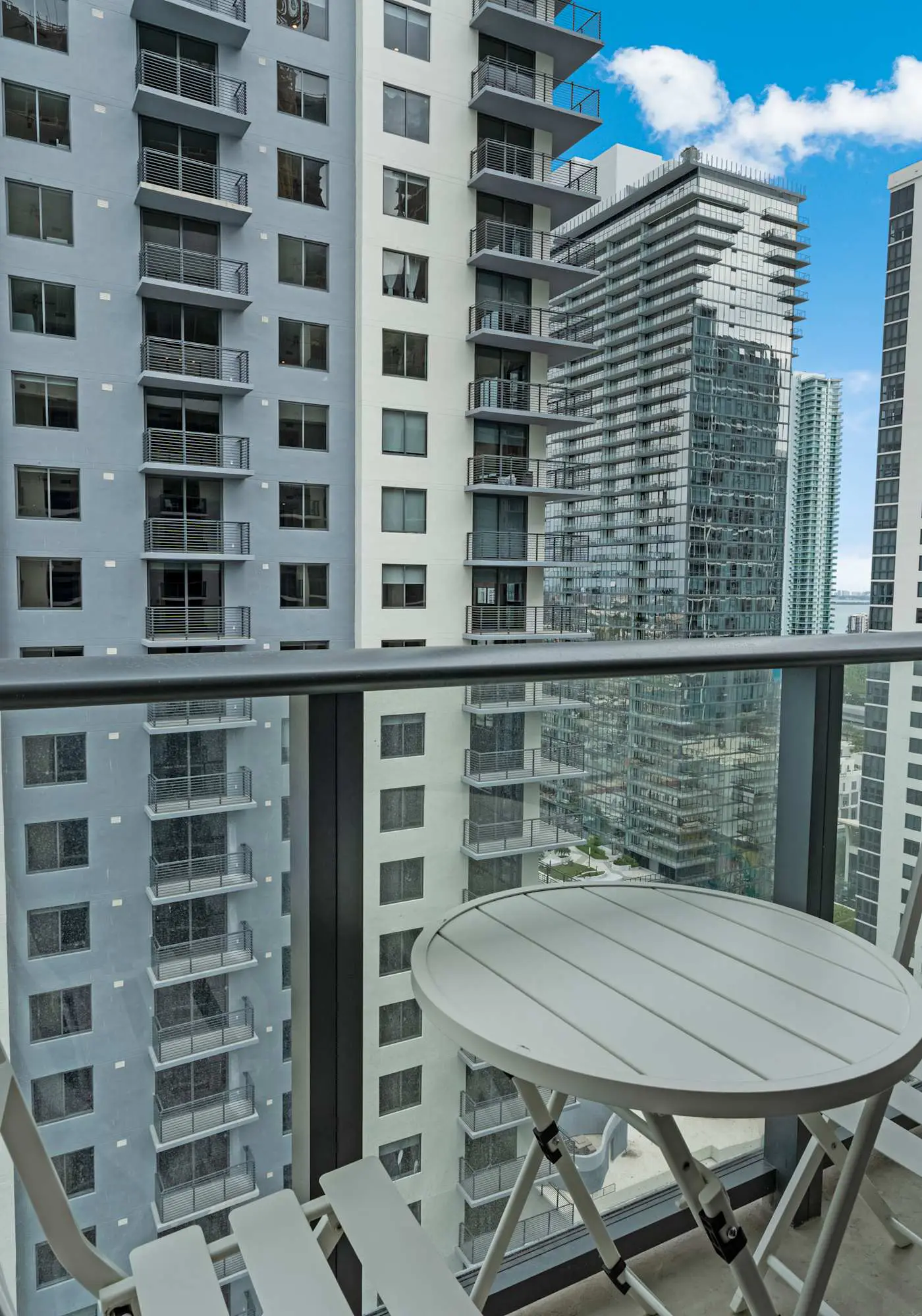 Urban Oasis Luxury Suite- Sky High Amenities