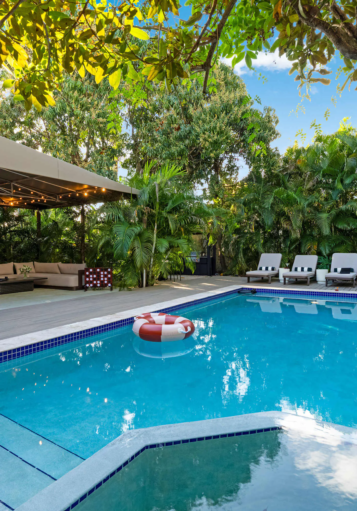 Casa Anton- Artist Home, Pool & Rooftop Terrace