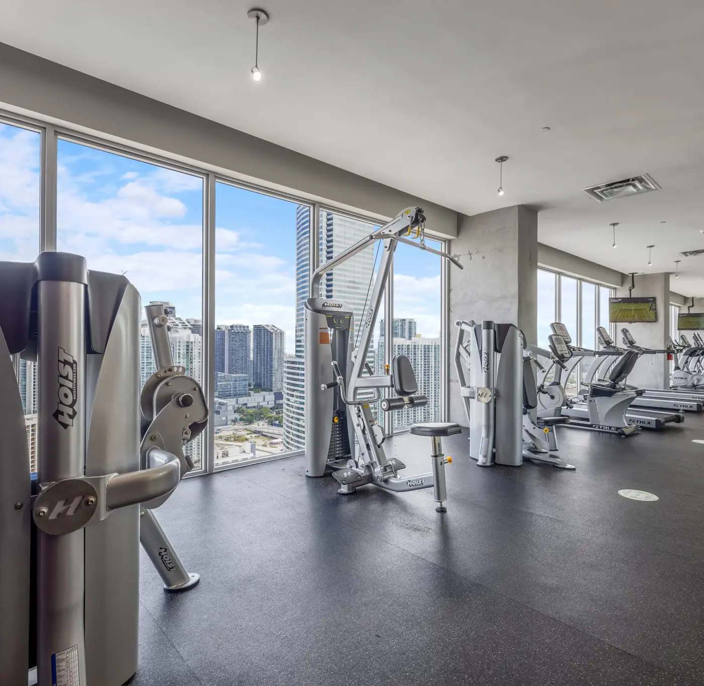 Charming Downtown Pad, Rooftop Pool in Miami