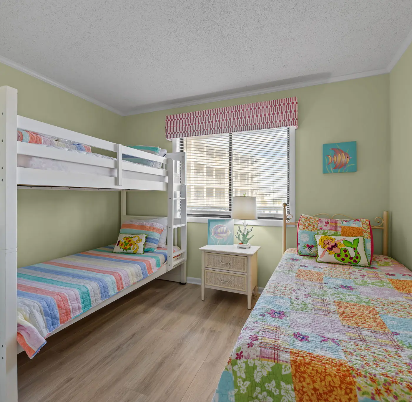 ABIBO40 Island Beach & Racquet Club B104