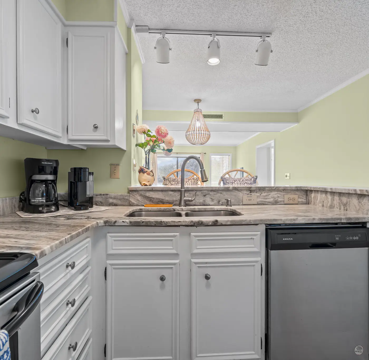 ABIBO40 Island Beach & Racquet Club B104