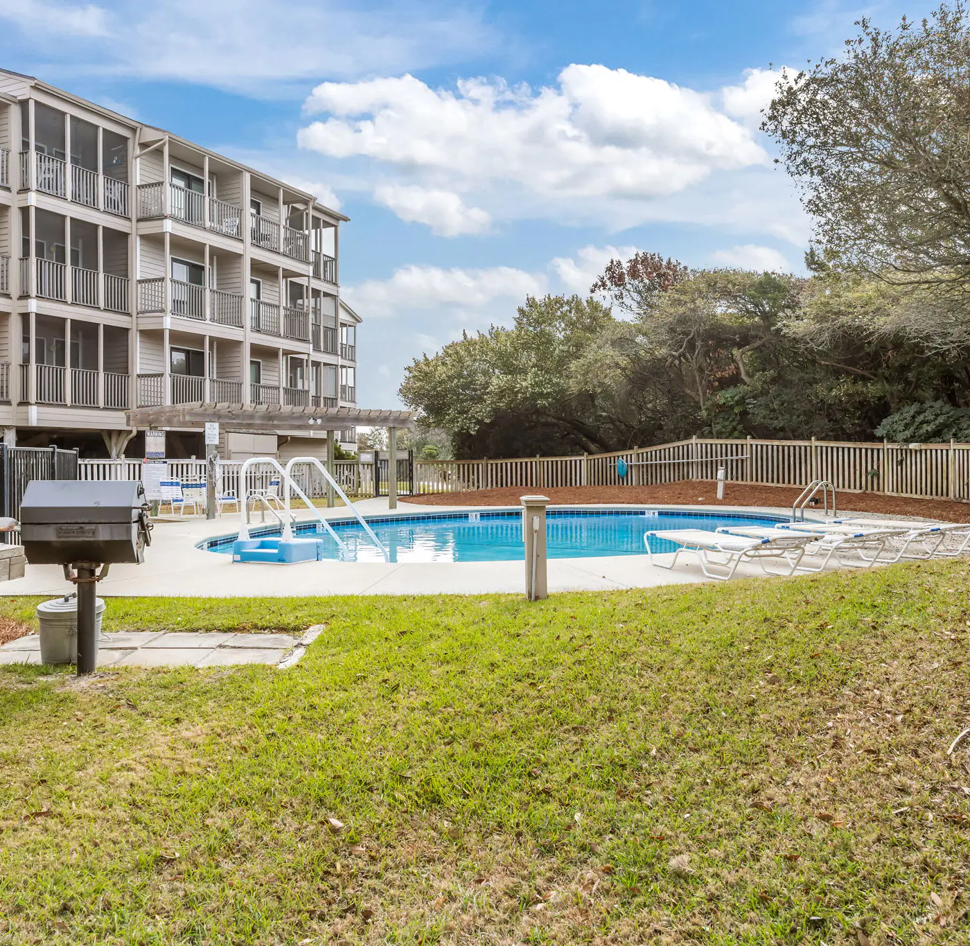 ABIBO40 Island Beach & Racquet Club B104