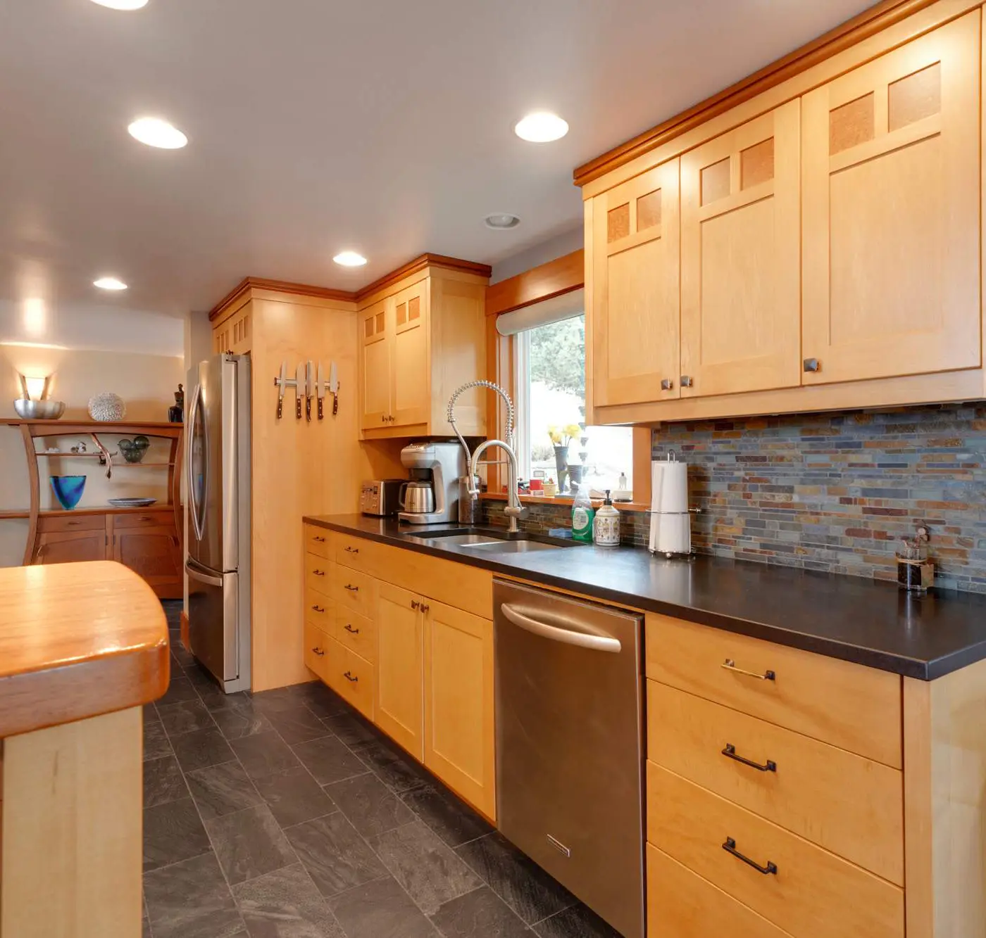 *New Listing* Breathtaking Views of Endless Ocean
